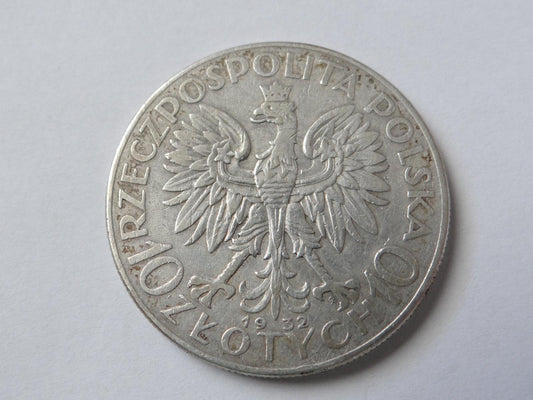 10 złotych 1932 roku z wizerunkiem Józefa Piłsudskiego – symbol odrodzonej Rzeczypospolitej